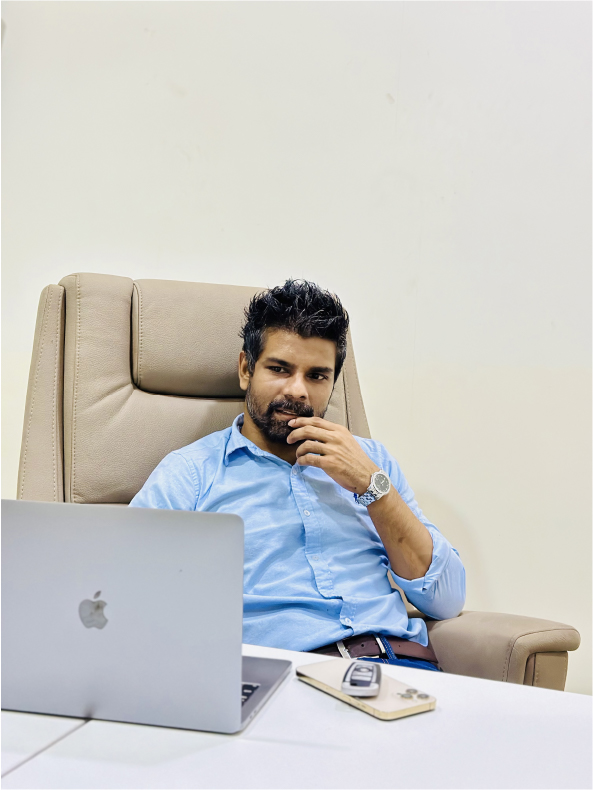 Lorenzo, tech entrepreneur from Sri Lanka and founder of Casterly Crown